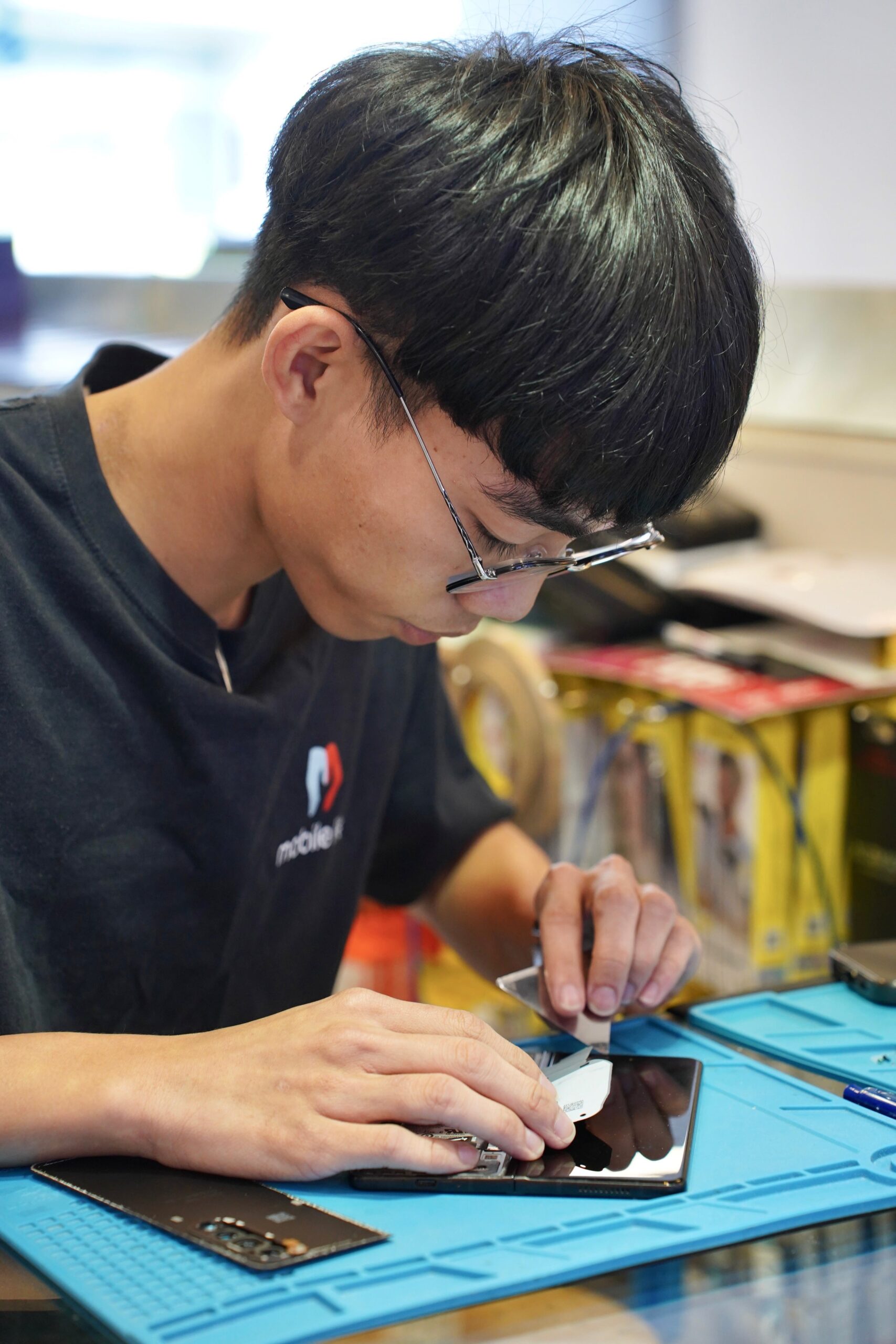 Professional iPhone repair technician in Singapore